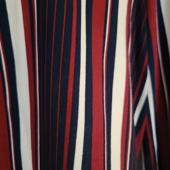 Top - Picture 3 of 3